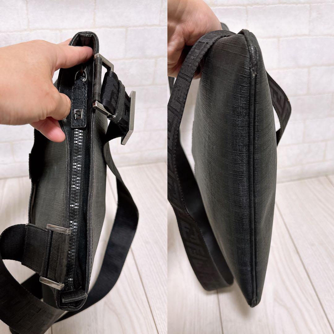 『格安』FENDI(フェンディ)ショルダーバッグ PVC ズッカ柄
