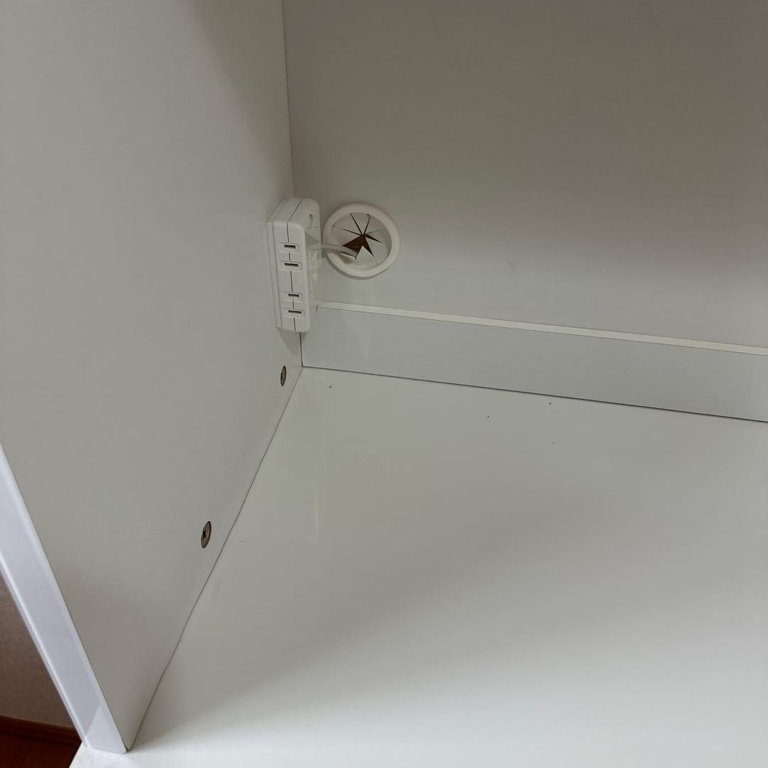 食器棚　160 泉洋化工　ホワイト　鏡面加工