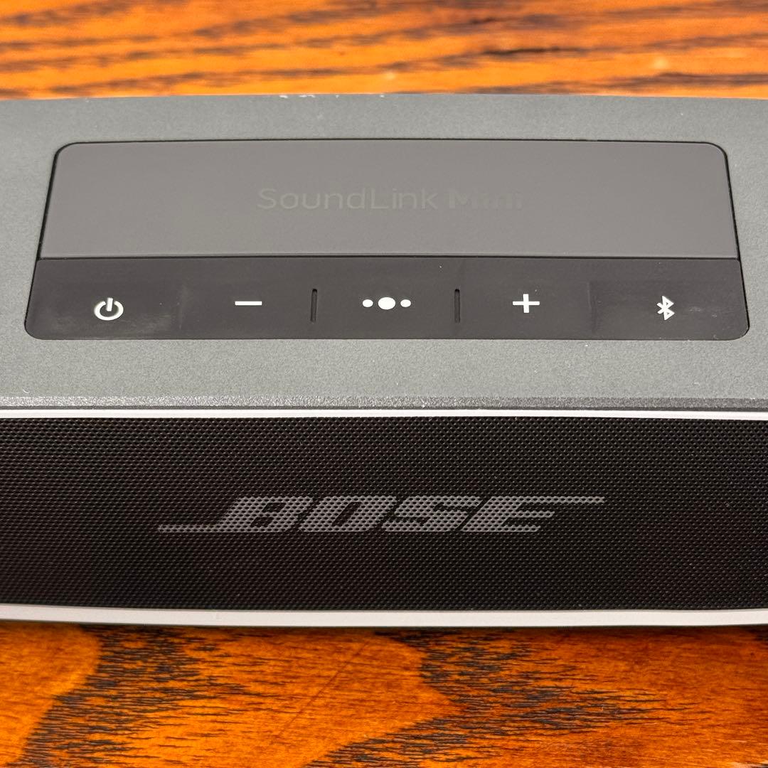 BOSEのポータブルスピーカー「SoundLink Mini II」本体のみです