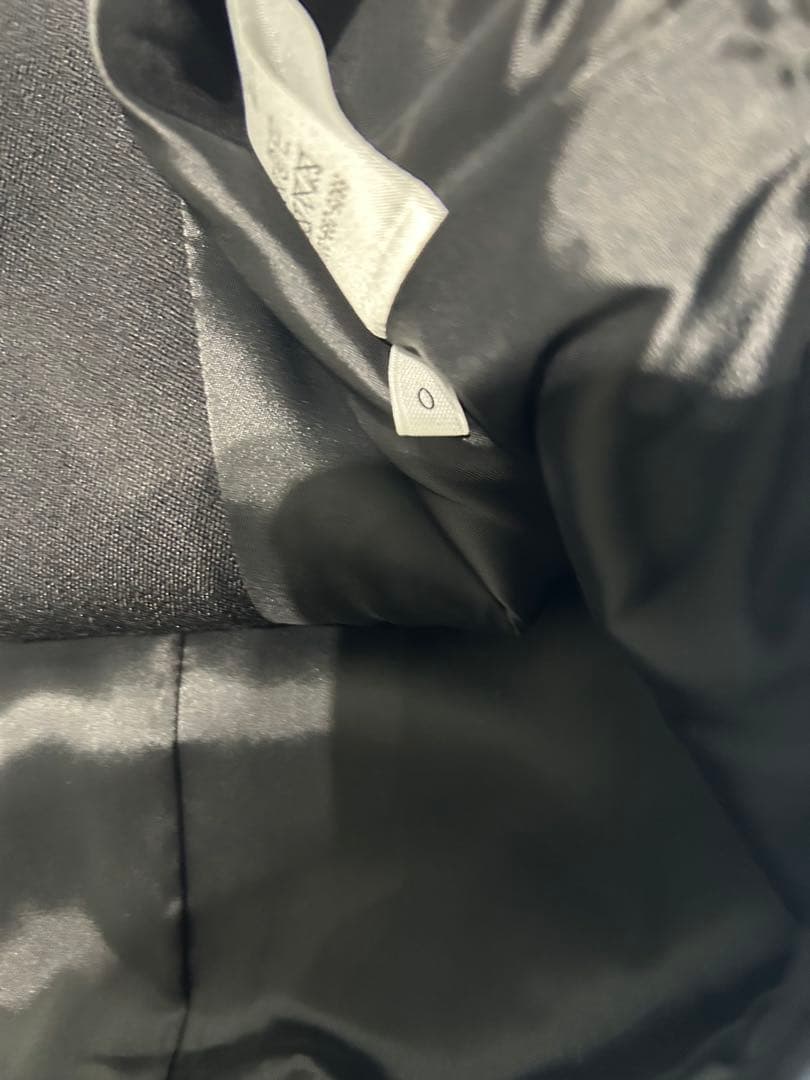 ロエフ LOEFF ボタン付きベスト ブラック 0