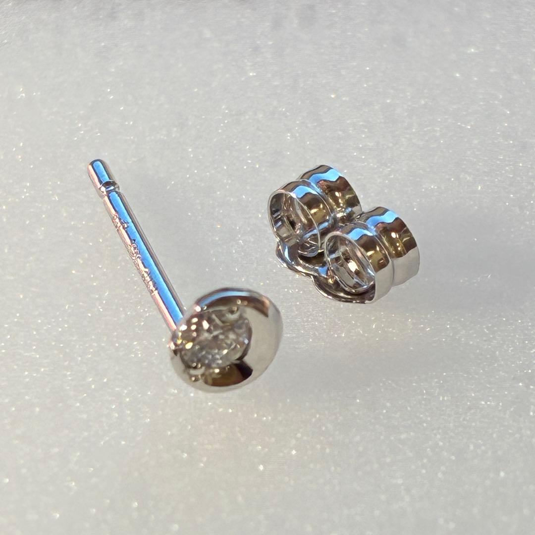 ◇ STARJEWELRY　スタージュエリー　ムーン　K18　0.04ct　片方