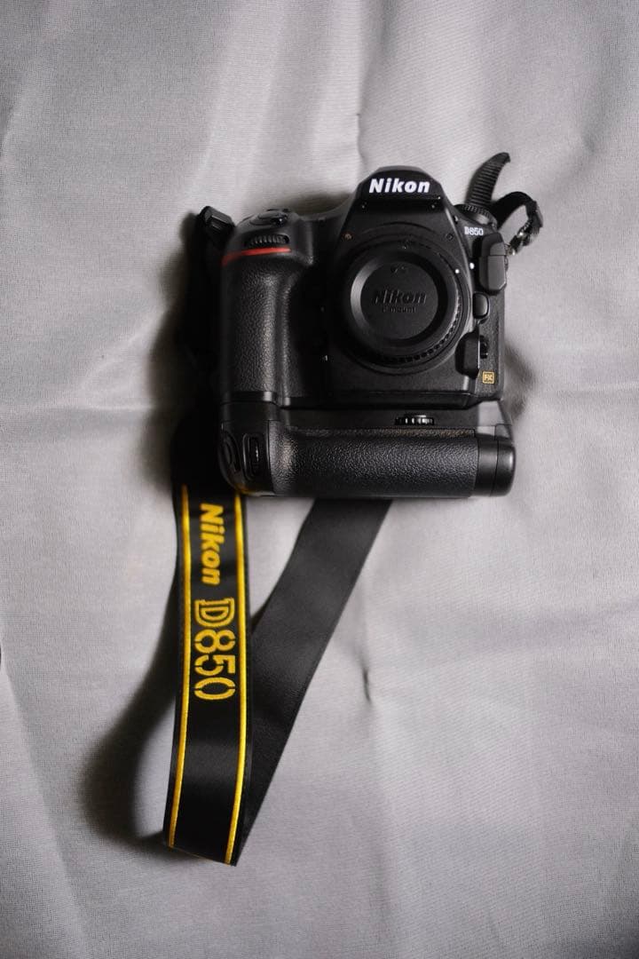 ニコン D850+縦位置バッテリーグリップ他