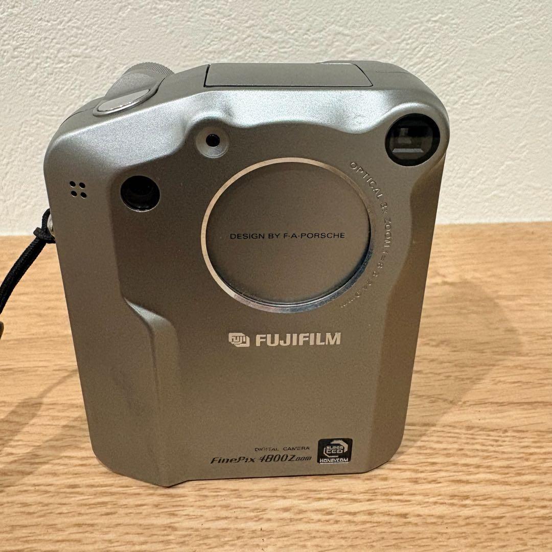 FUJIFILM FinePix 4800 Zoom デジタルカメラ