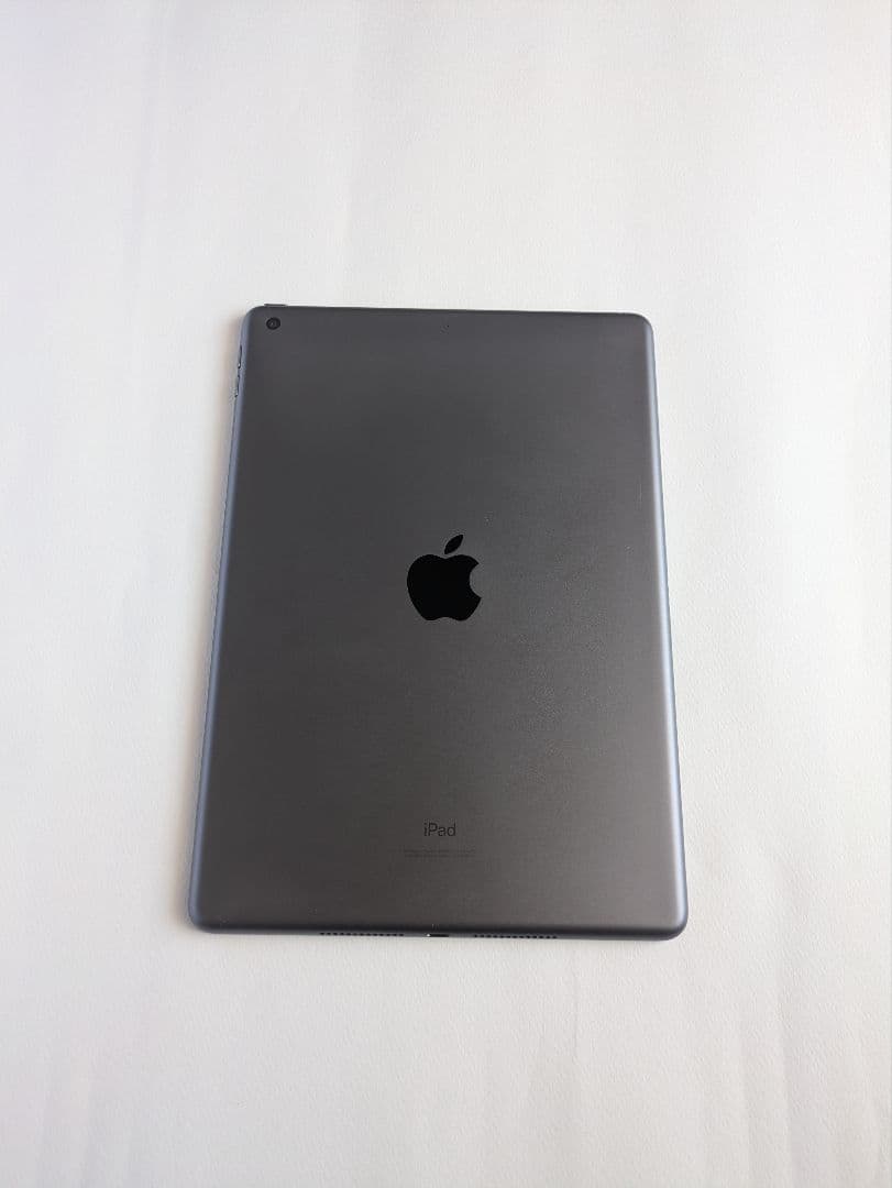 Apple iPad 第8世代 32GB Wi-Fi 本体 充電器付き