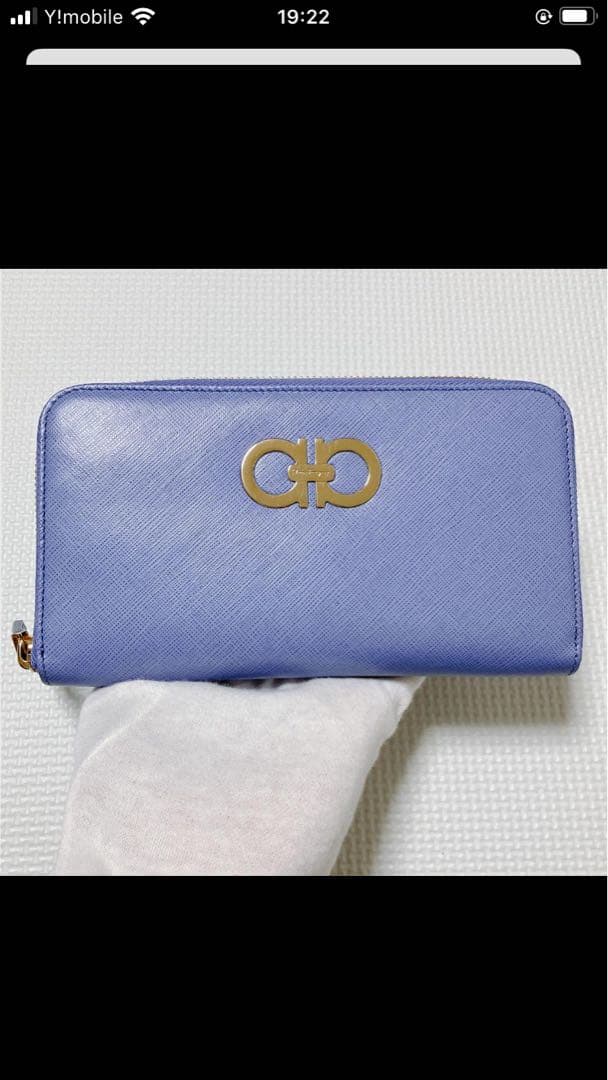 未使用SalvatoreFerragamoレザーラウンドジップ長財布　ガンチーニ