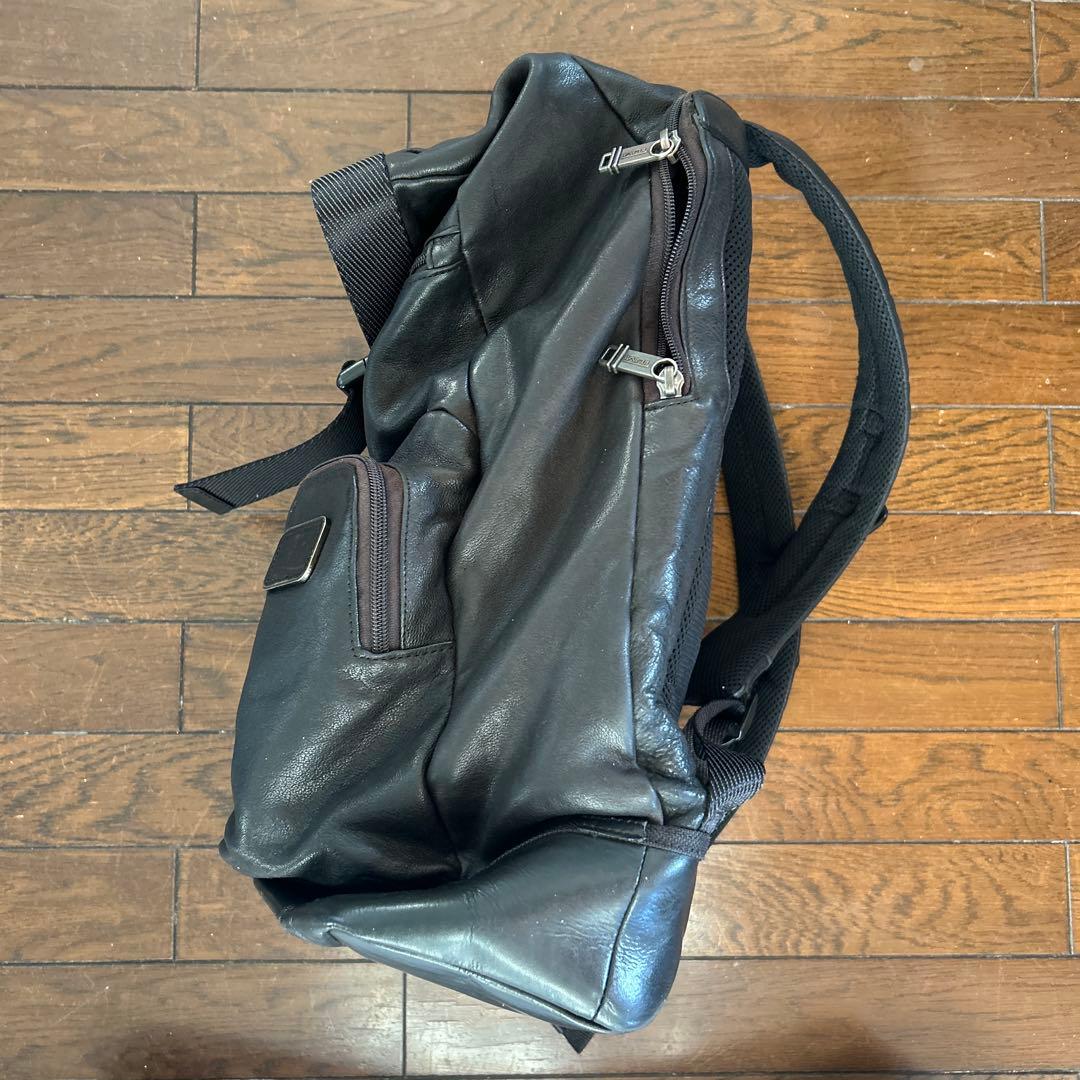 TUMI トゥミ ロールトップ レザー リュック ビジネスリュック 送料込