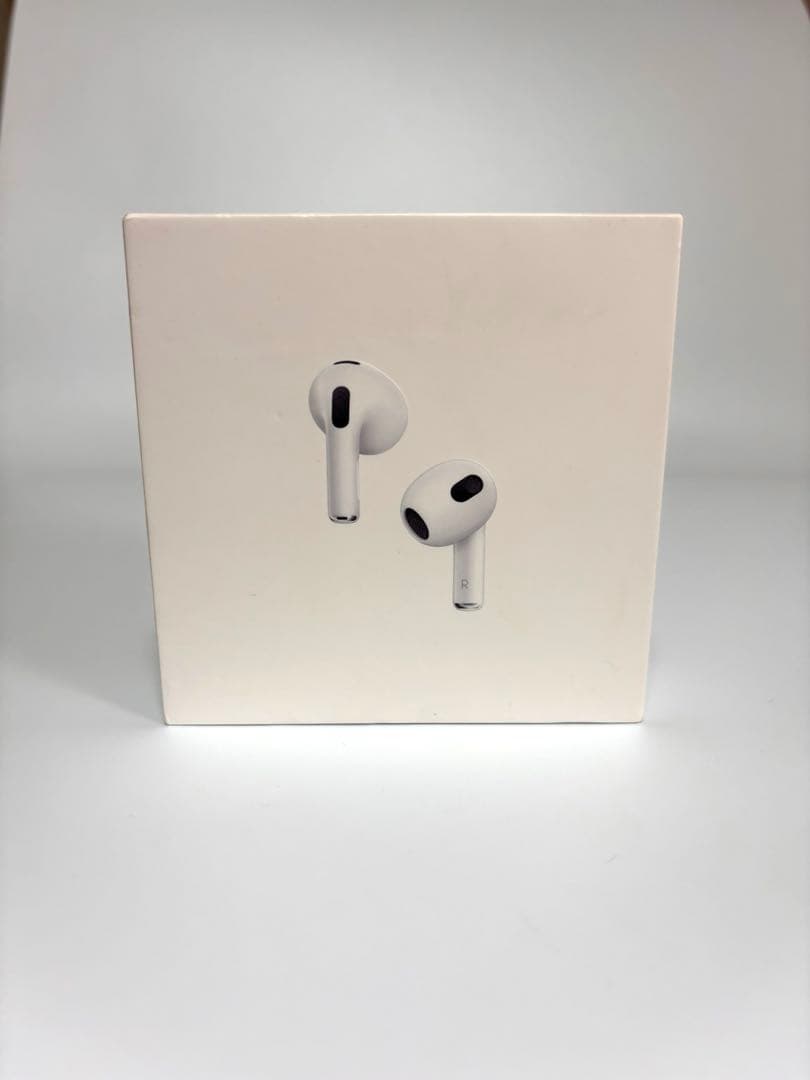 【純正】Apple AirPods 第3世代 充電ケース、ケーブル付き