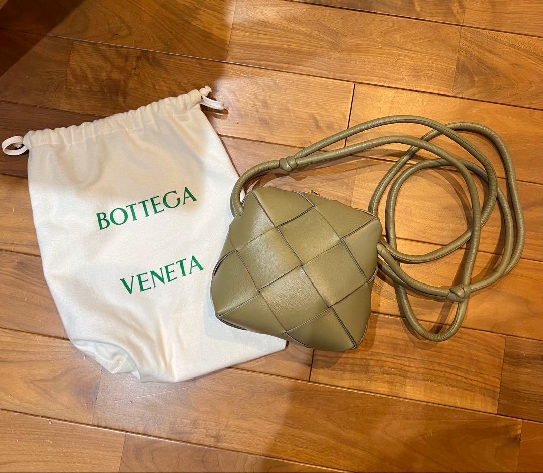 BOTTEGA VENETA カメラカセットバッグ