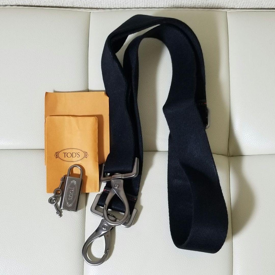 TOD'S×Ferrari　トラベルバッグ　スポーツバッグ　ブラック