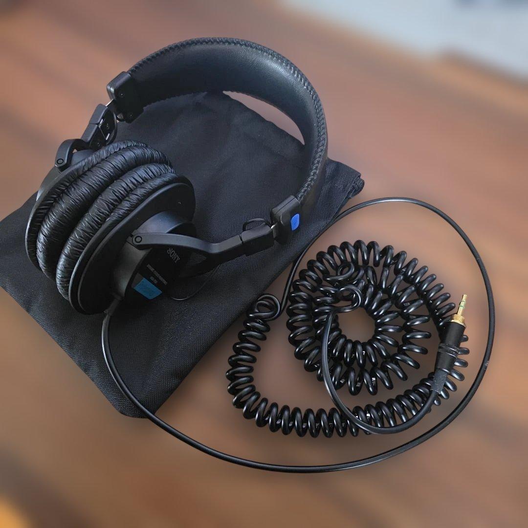 MDR-7506　ソニーモニターヘッドホン