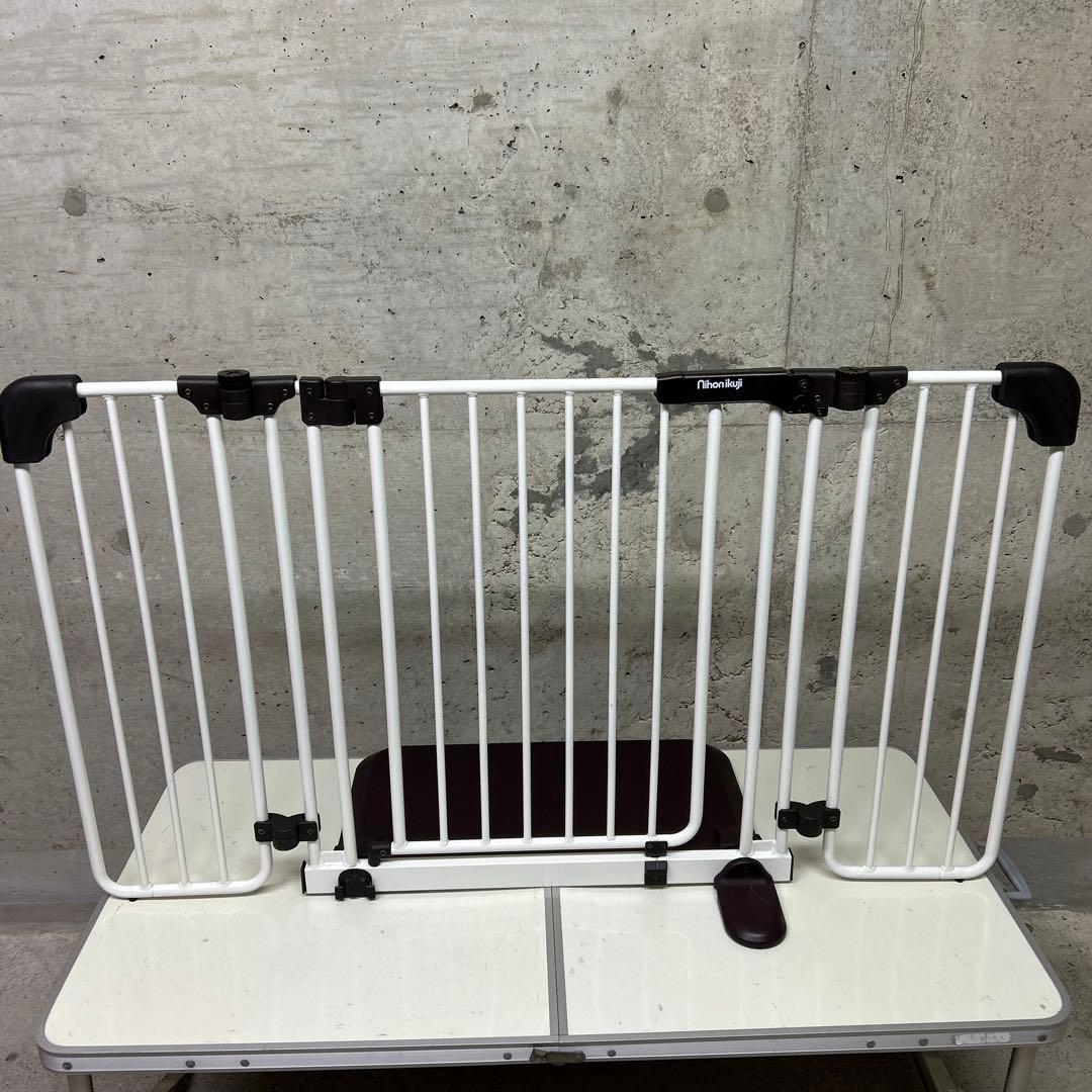 清掃済　美品　日本育児　ちょっとおくだけとおせんぼ　おくトビラS ベビーゲート