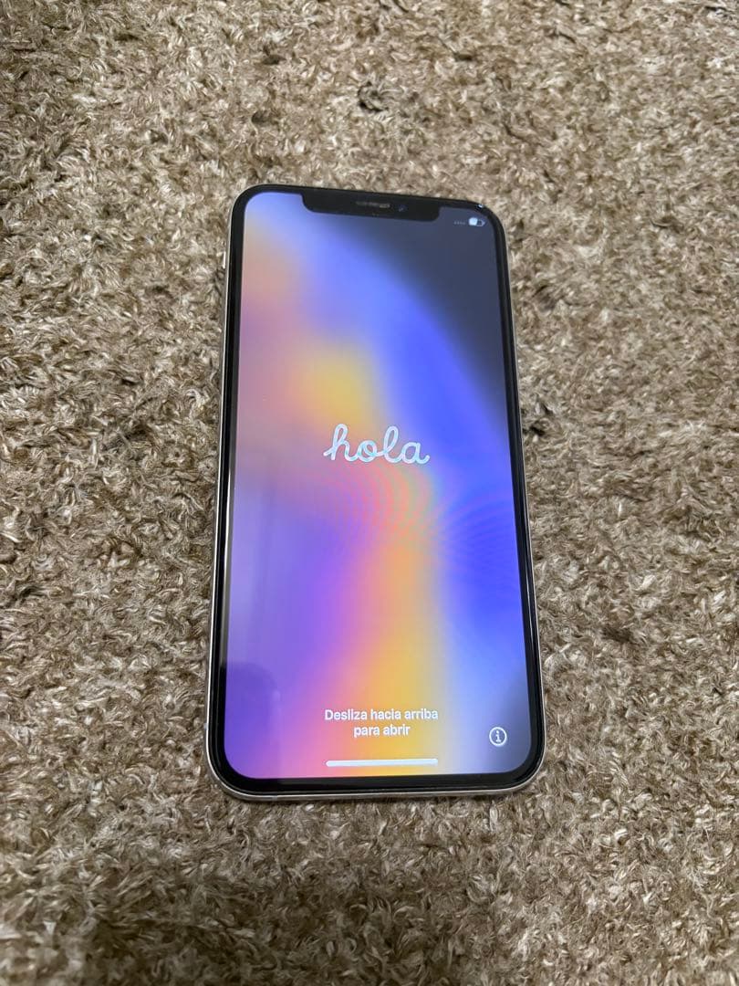 iPhoneＸＳシルバー　256GB バッテリー85%