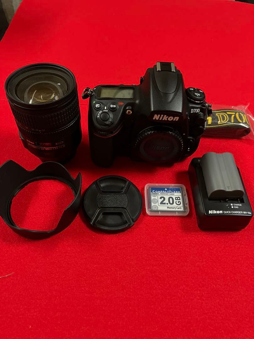衝撃　新春大特価！　これが新品同様　Ｄ700 Ｓ数2003回　24-85mmＥＤ