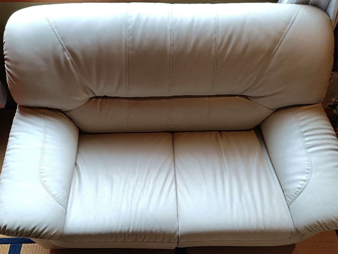 【パパイア】二人掛けソファ アイボリー 合皮