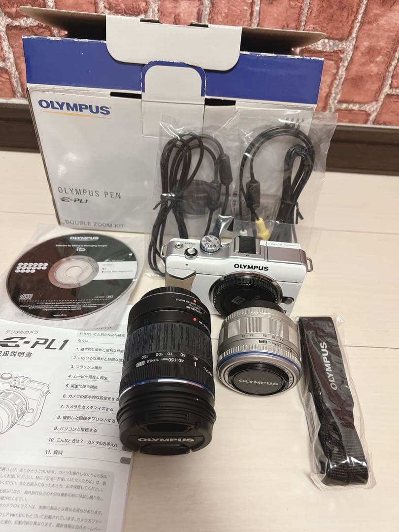 OLYMPUS PEN Lite E-PL1 ダブルレンズ　ホワイト付属品あり