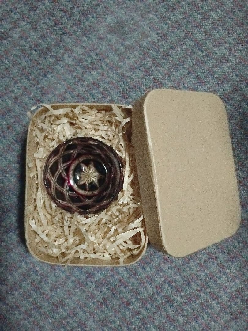 定価44000円鹿児島県薩摩切子二重被せぐい呑猪口一心（黒/金赤）