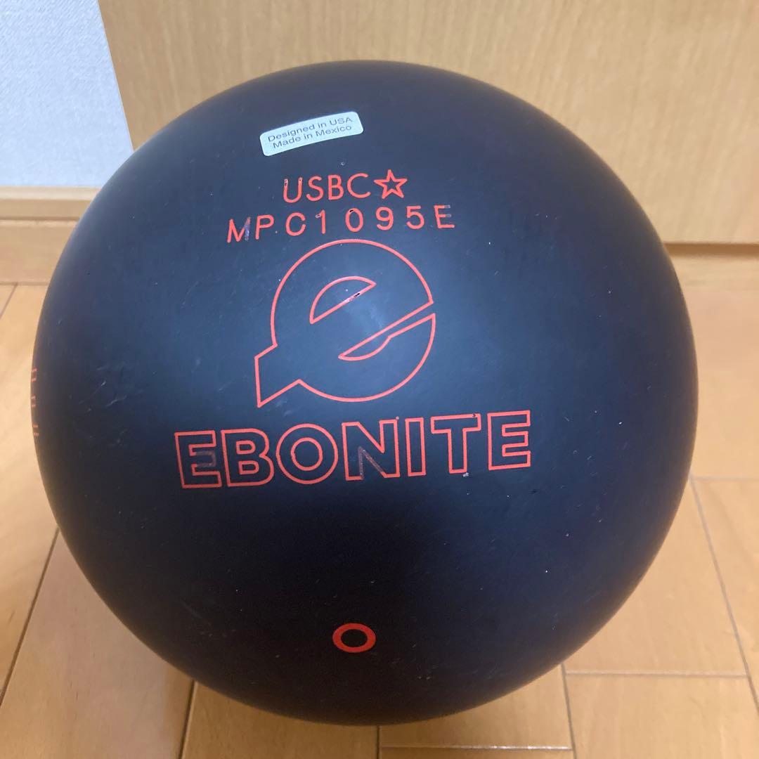 【新品】THE ONEブラックウレタンボール