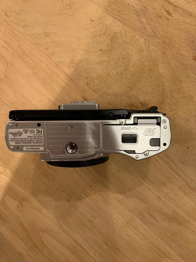 OLYMPUS OM-D E-M10 ジャンク