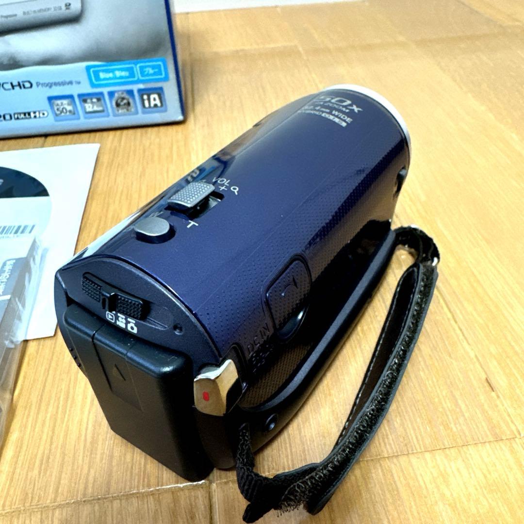 パナソニック　ハンディビデオカメラHC-V300M 付属品全てあり　完全動作品