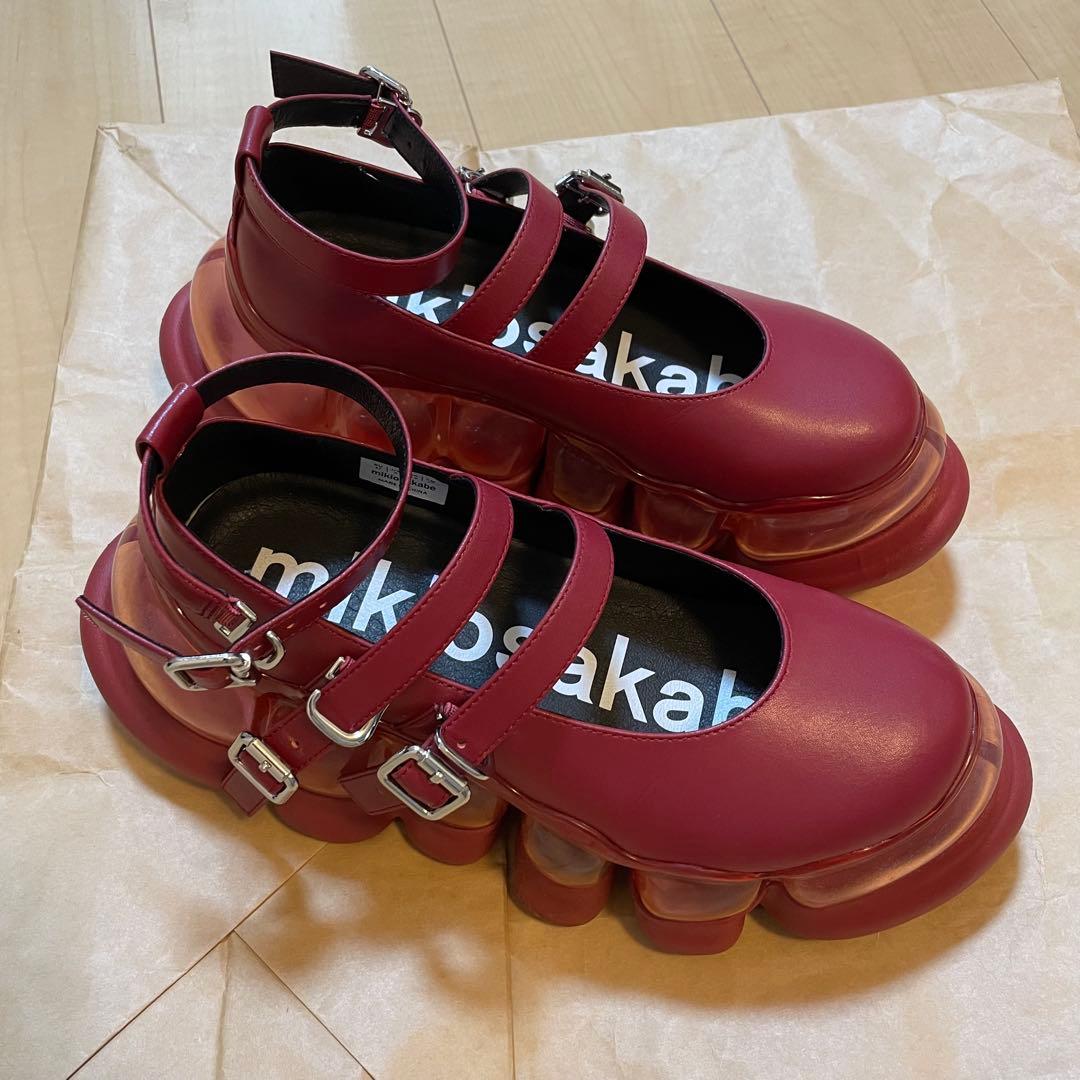 ミキオサカベ MaryJane Wine ストラップ付き 厚底ローファー赤