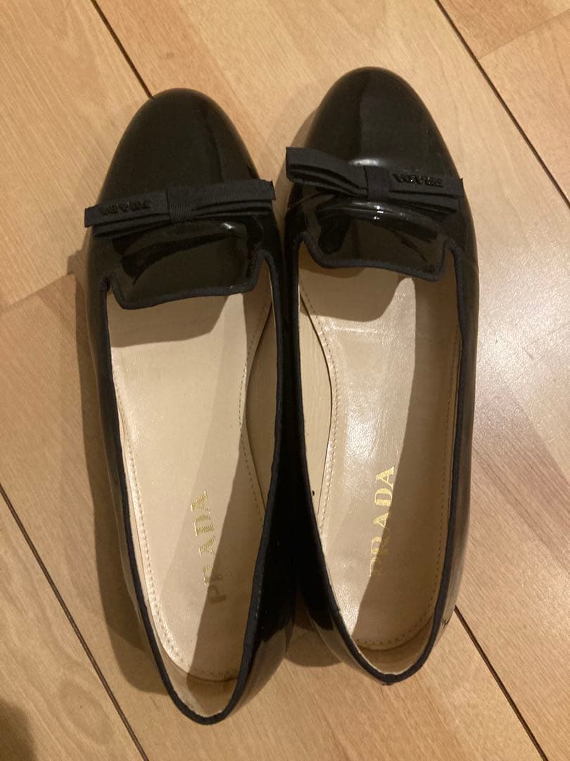 箱無し　美品　PRADAプラダ　フラットシューズ　パンプス　リボン　ブラック 黒