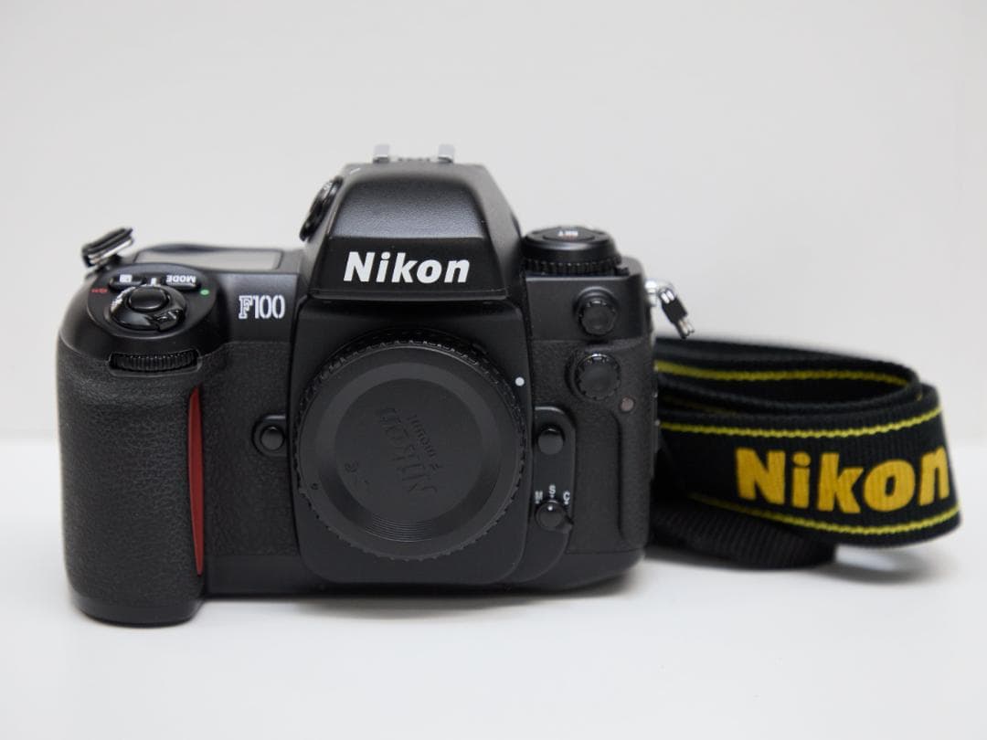 NIKON F１００ フィルムカメラ