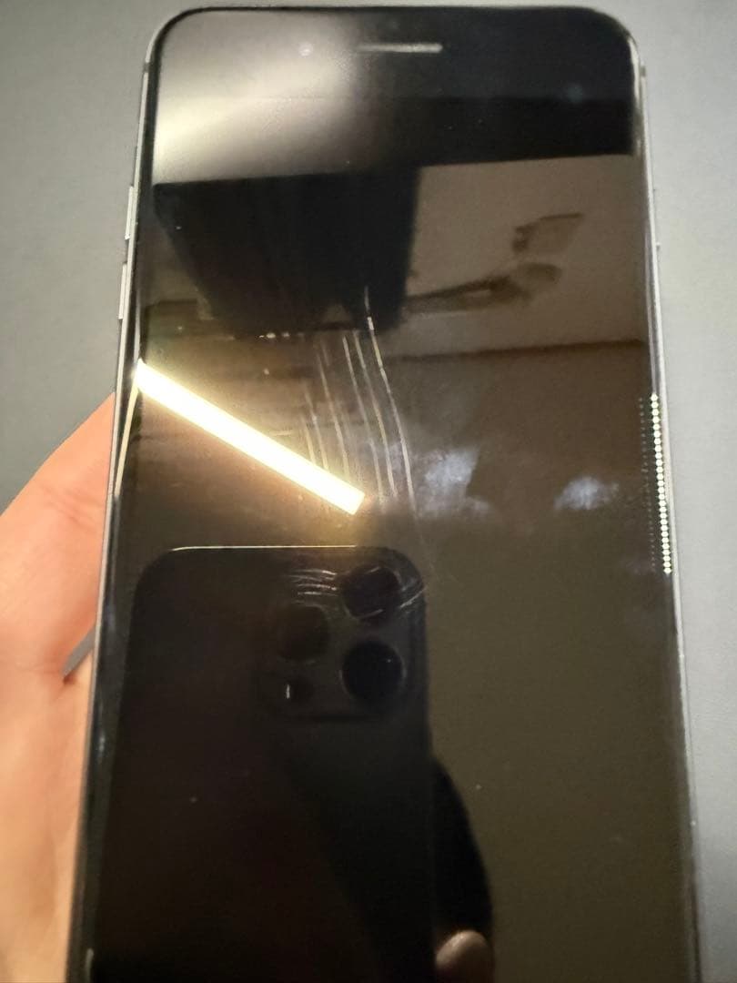 Apple iPhone 8 Plus ジェットブラック