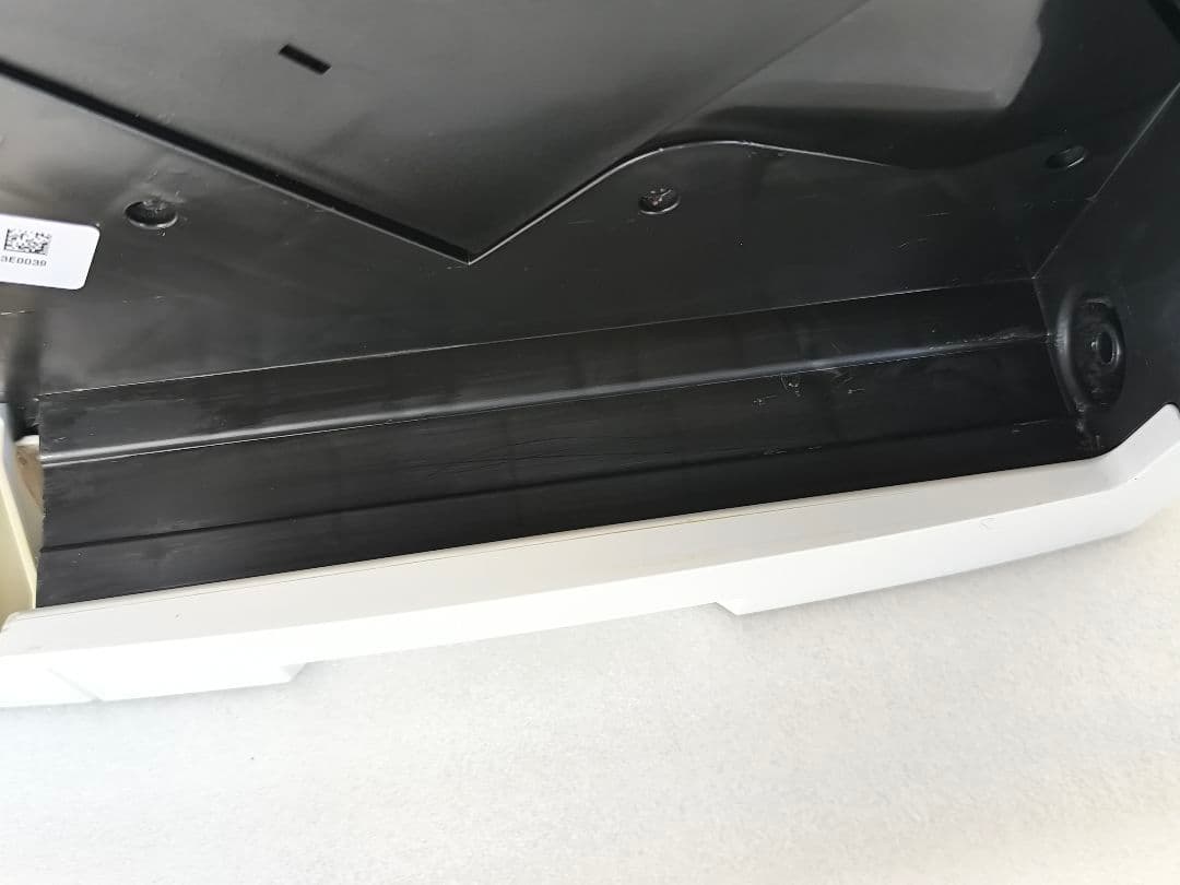 デロンギ　コンパクト全自動コーヒーマシンマグニフィカS ECAM22112W