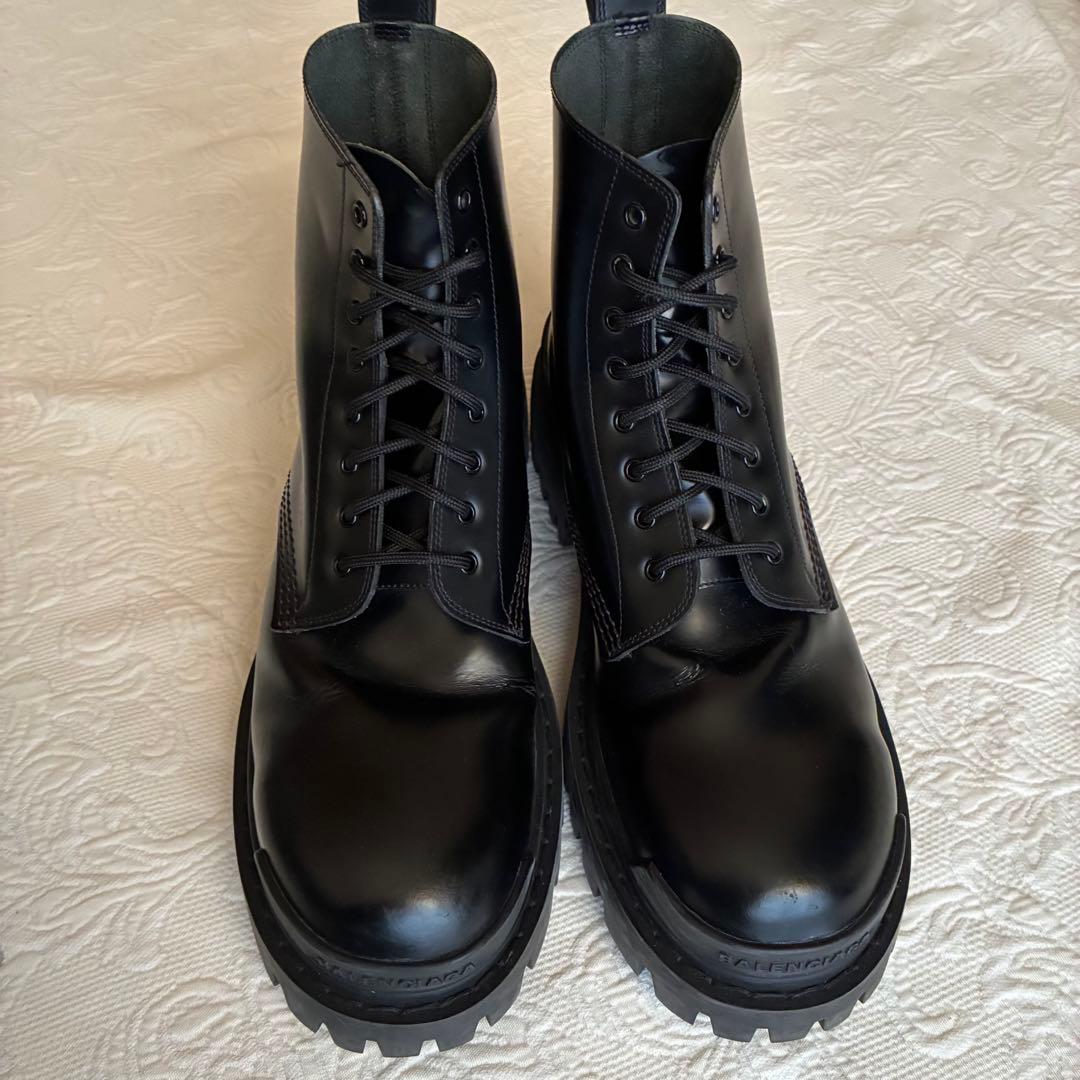 靴 Eyy Balenciaga Strike Lace-up Boots