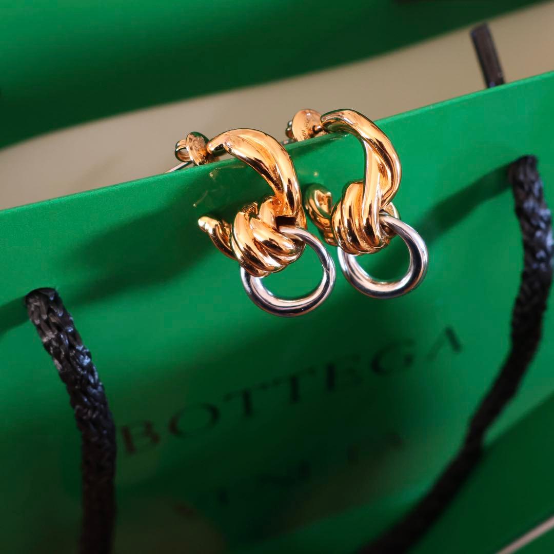 bottega veneta ノットピアス Ag925