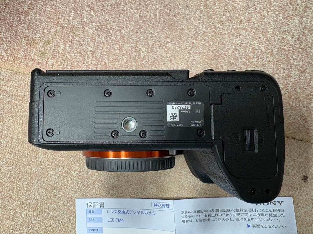 Sony α7 ミラーレスカメラ ILCE-7M4 低シャッター回数