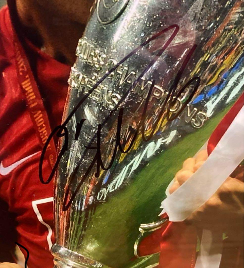 オ*ト様 ゆ*う様 【正規品】クリスティアーノ・ロナウド 直筆サイン入りフォトフ