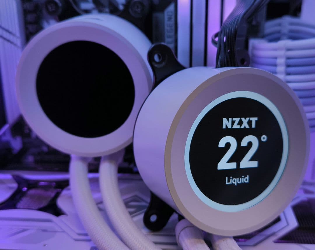 【ジャンク】NZXT KRAKEN ELITE 240 RGB。