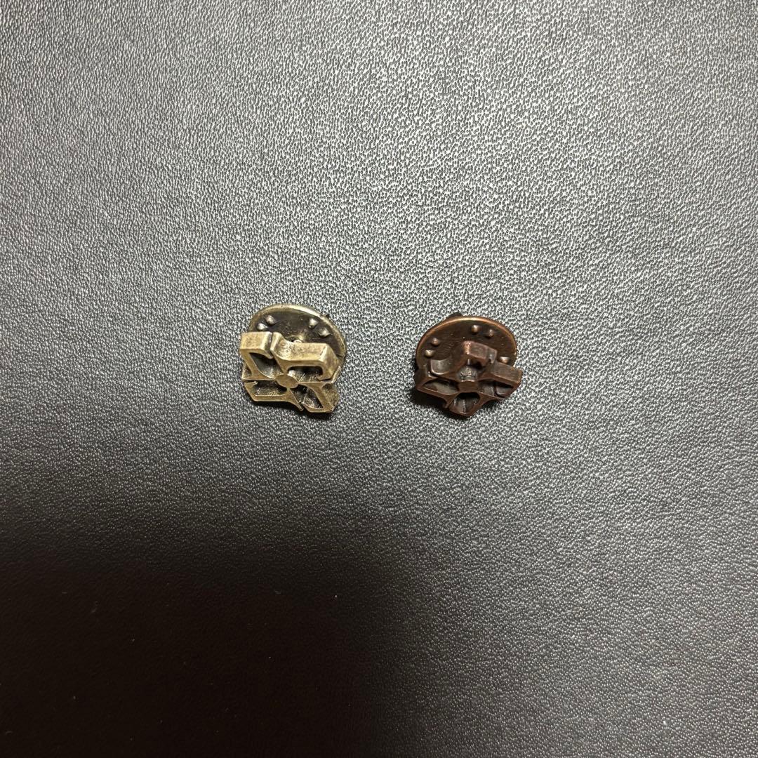 タリアトーレ　TAGLIATORE ピンバッジ　ブートニエール　2個セット