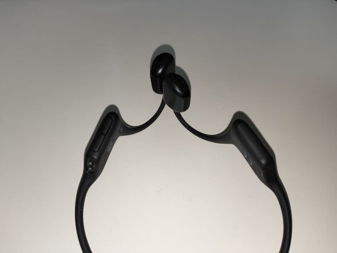 SHOKZ OPENRUN PRO MINI 骨伝導イヤホン