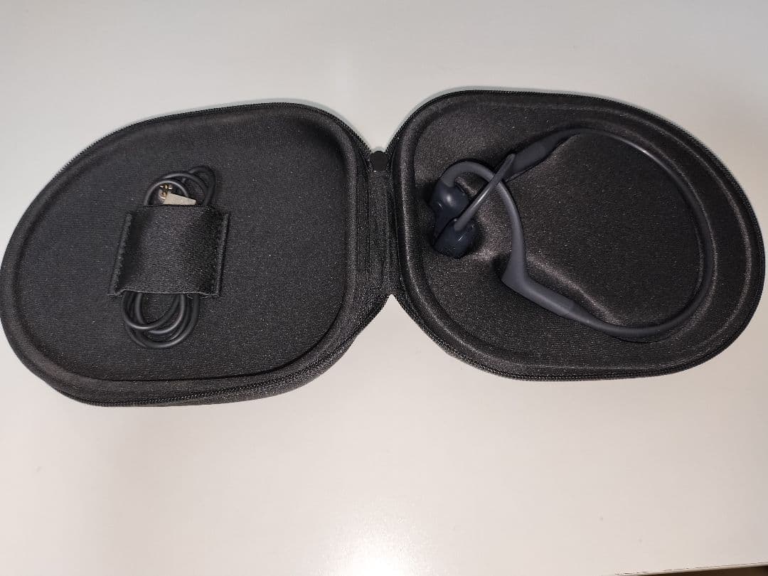 SHOKZ OPENRUN PRO MINI 骨伝導イヤホン