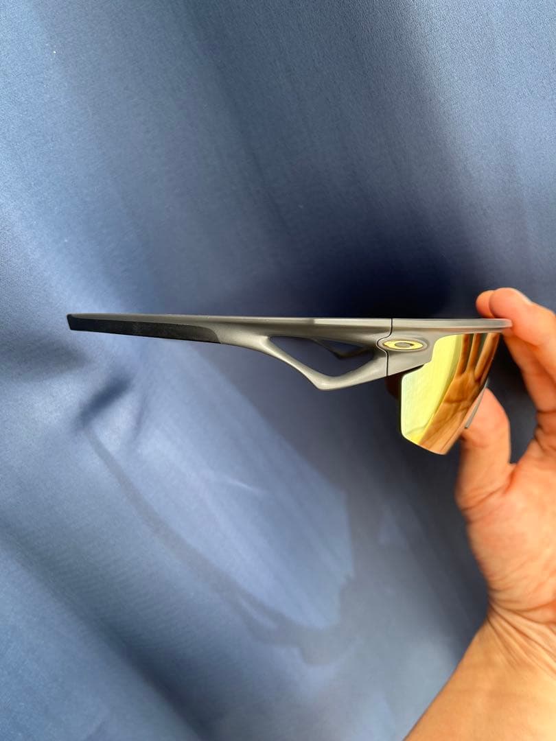 【ニシキング】OAKLEY SPHAERA