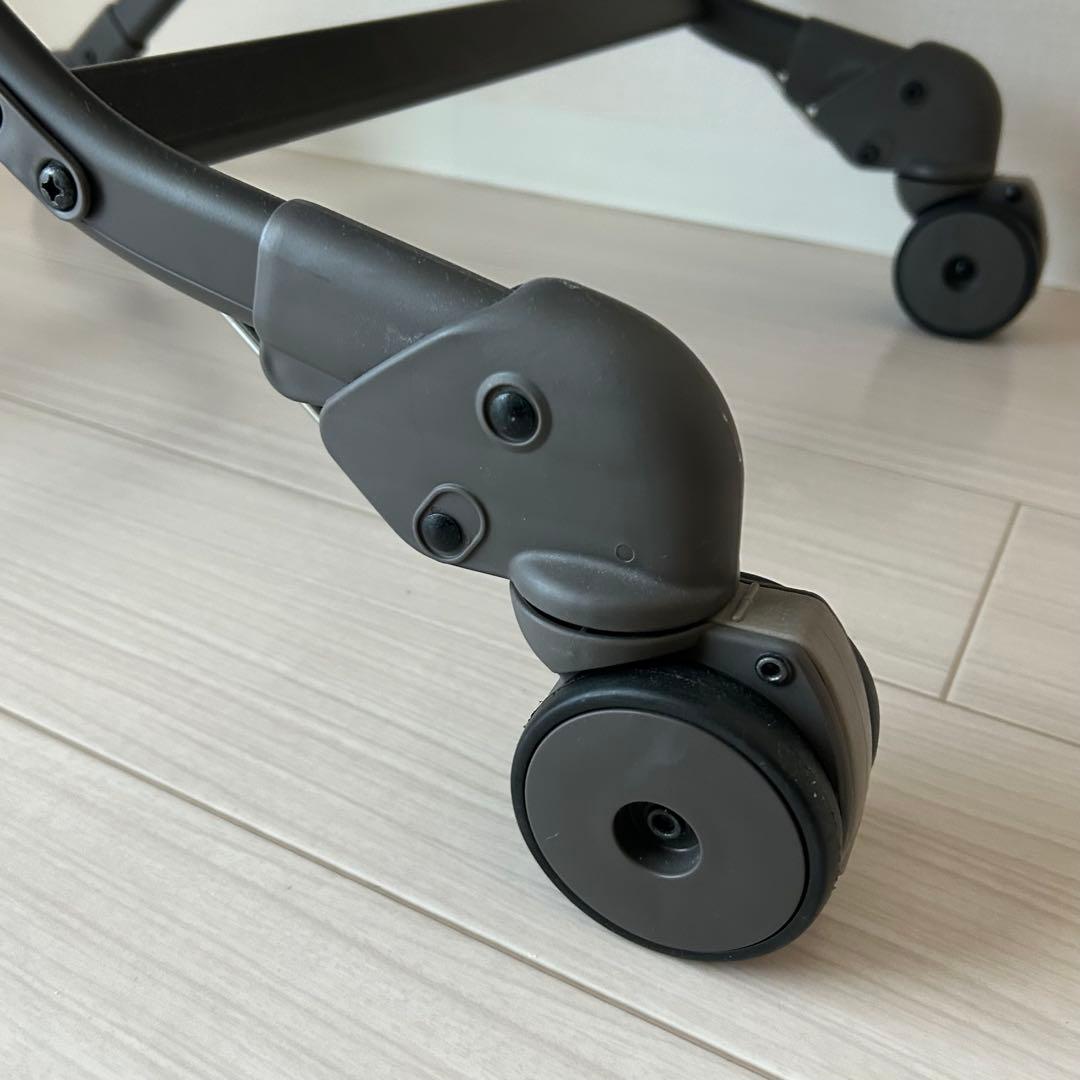 ネムリラFF コンビ　手動スウィング　ハイローチェア ベビーラック　説明書つき