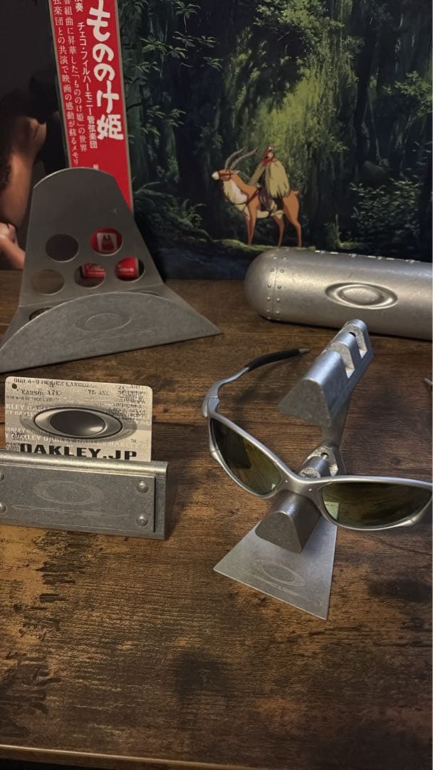 新品未使用　金属製　メタルサングラス　シルバー　イエロー　トラビス y2k