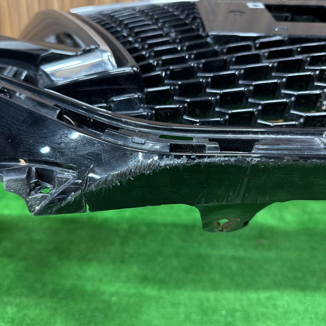 トヨタ　クラウン　ARS220 フロントバンパー　52119-30N30 (2)