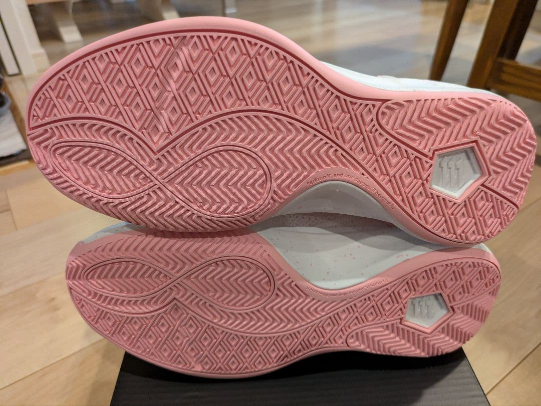 EGOZARU RIKU 1 バスケットボールシューズ 25.5