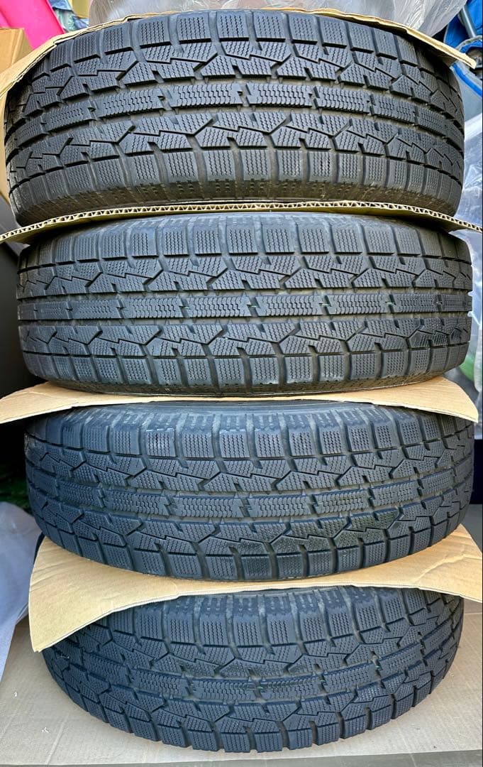 群馬 スタッドレスタイヤ トヨタ シエンタ ナット付 2022年製 オブザーブ