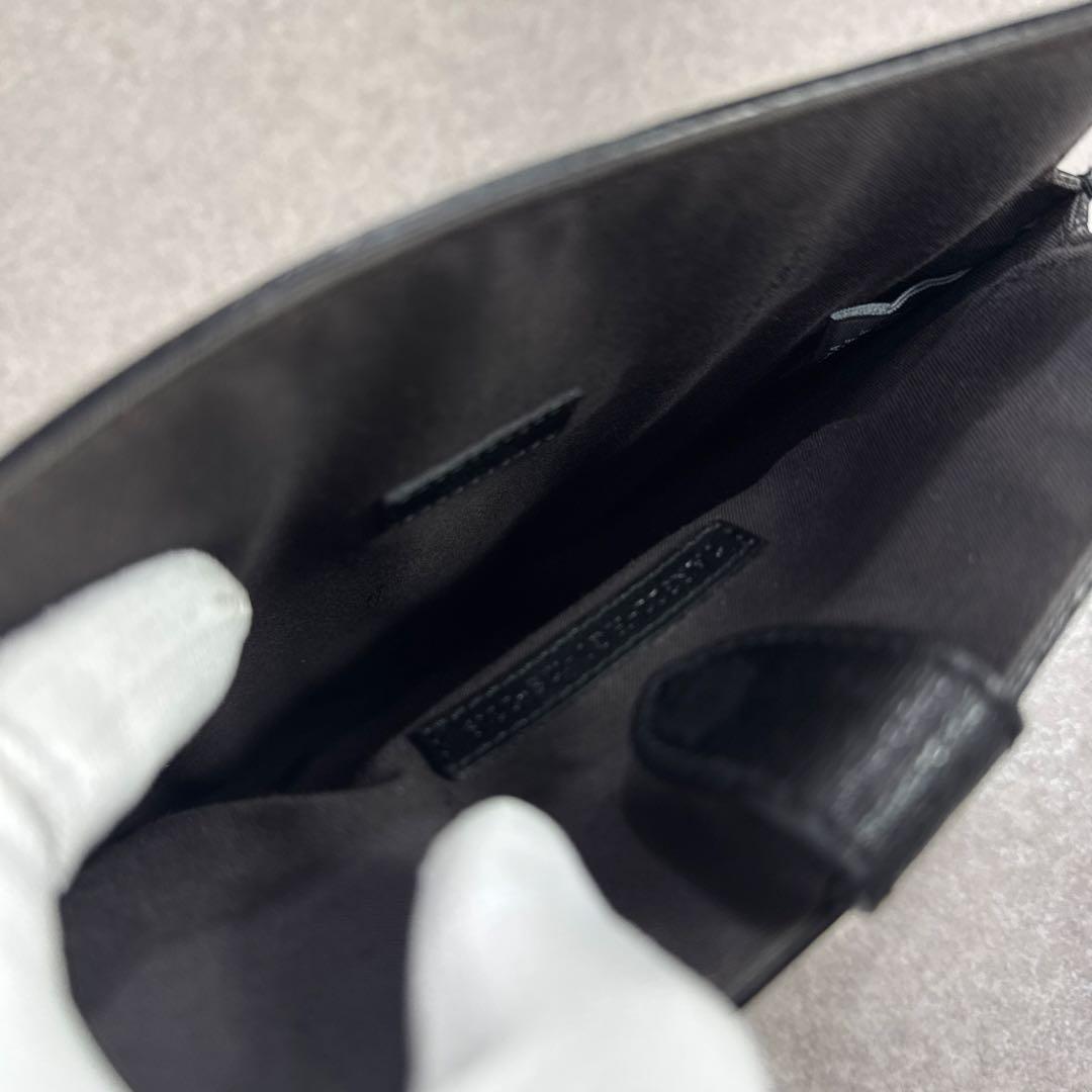 FENDI レザー タブレットケース ショルダーストラップ ギャランティカード付