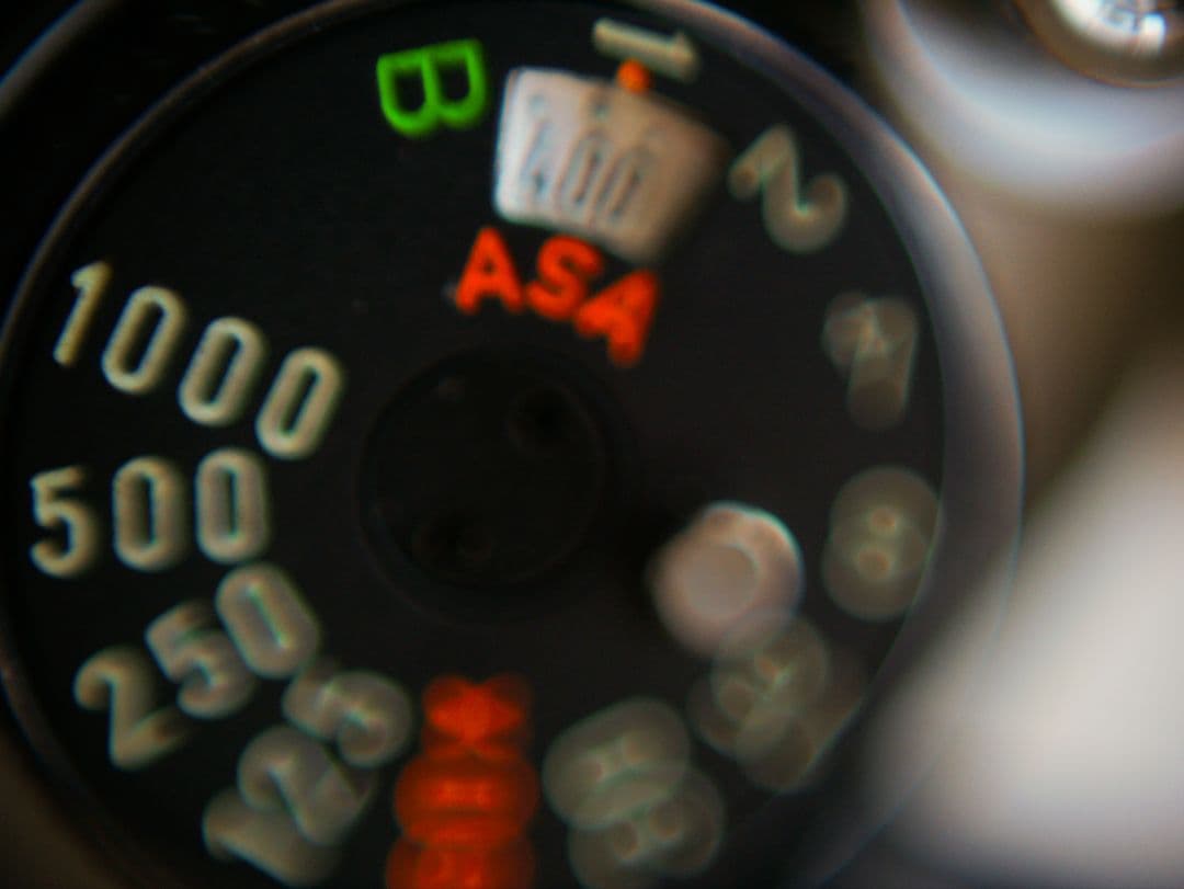 PENTAX MX 一眼レフカメラ + 50mm f/1.4レンズ