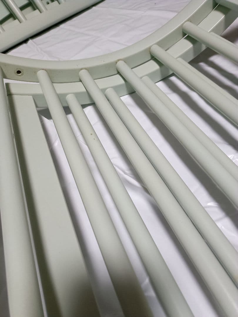 中古・良品　STOKKE ベビーベッド V2　ミントグリーン　おまけ付き