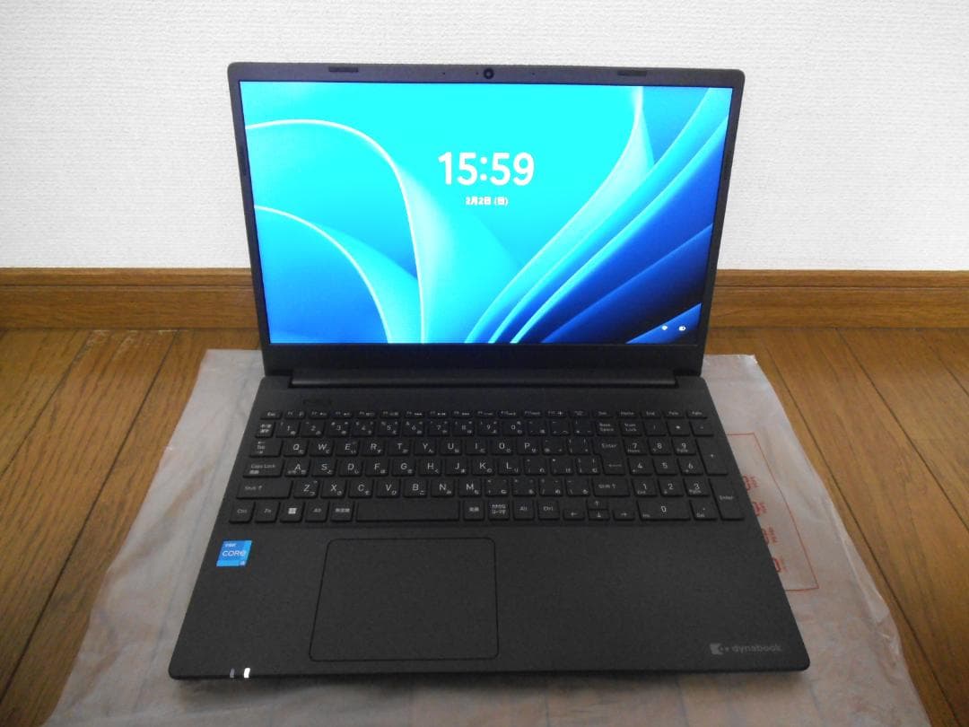 ほぼ未使用ノートパソコンdynabook Win11 Core i5第12世代