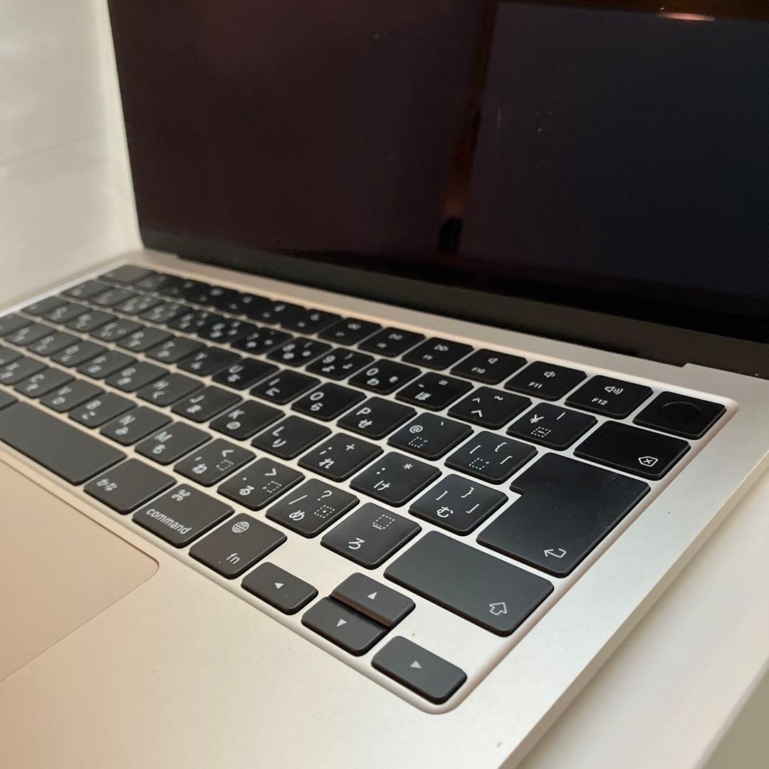 MacBook Air M2 16GBメモリ