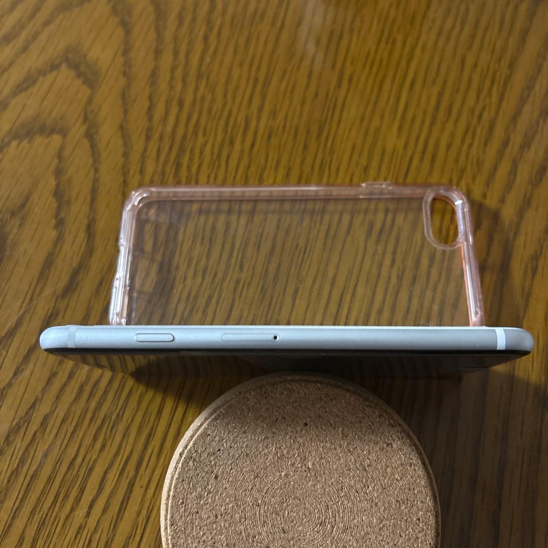 iPhoneSE (第2世代) ホワイト 美品　64GB SIMフリー