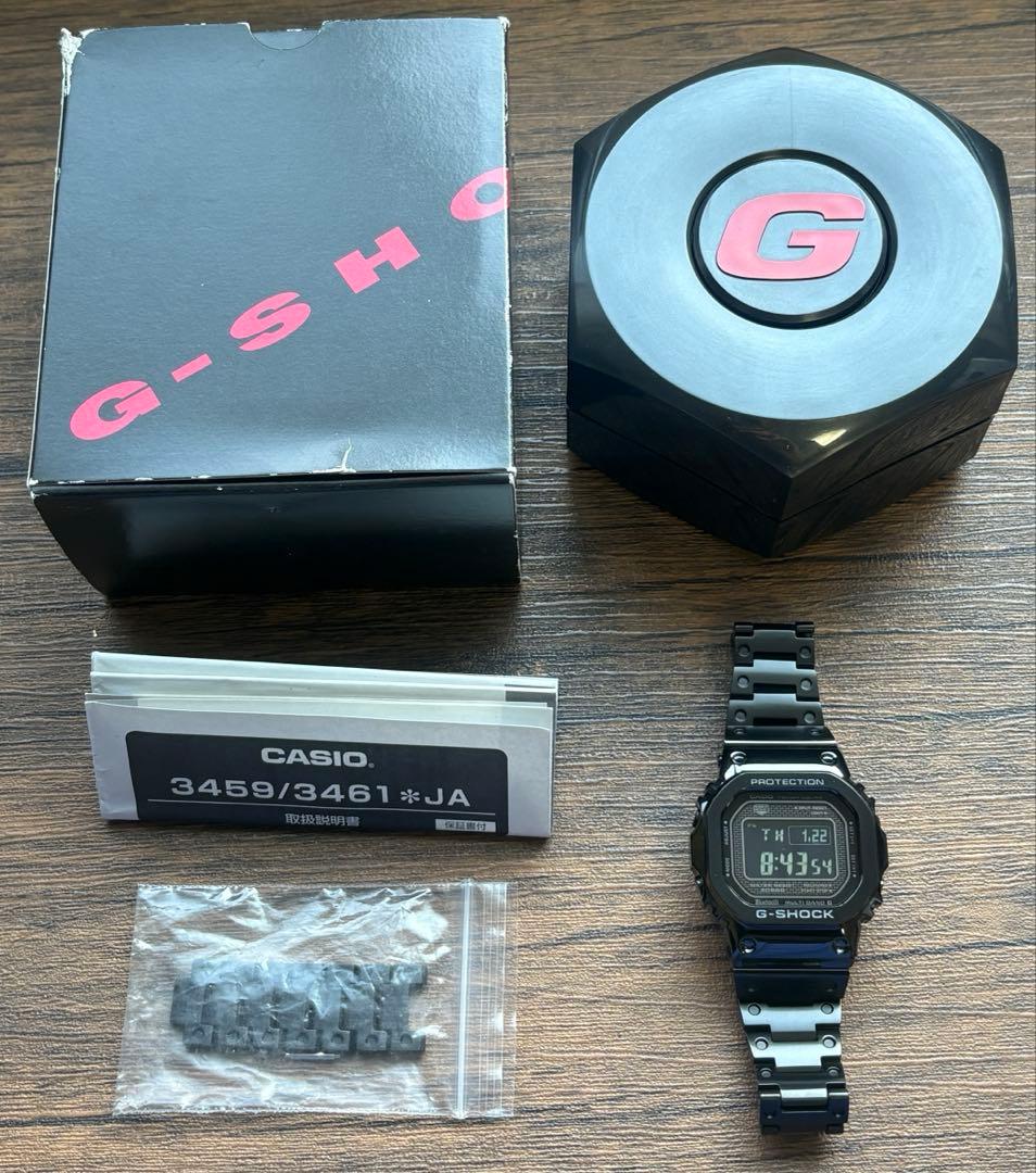 美品　CASIO G-SHOCK GMW-B5000 ブラック 電波ソーラー