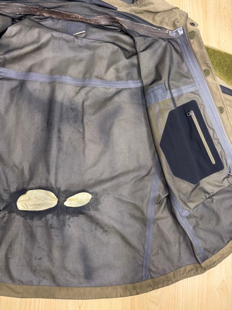 ARC’TERYX LEAF Alpha Jacket ゴアテックス M